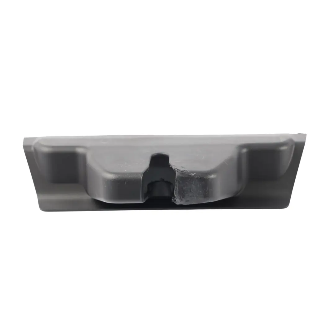 Heckklappe Schloss Verkleidung für Land Rover Discovery Sport L550 mit Teilenummer FK72-46420-ACW Land Rover Discovery Sport L550 Heckklappe Schloss Verkleidung - SKU FK72-46420-ACW - Teilenummer FK72-46420-ACW