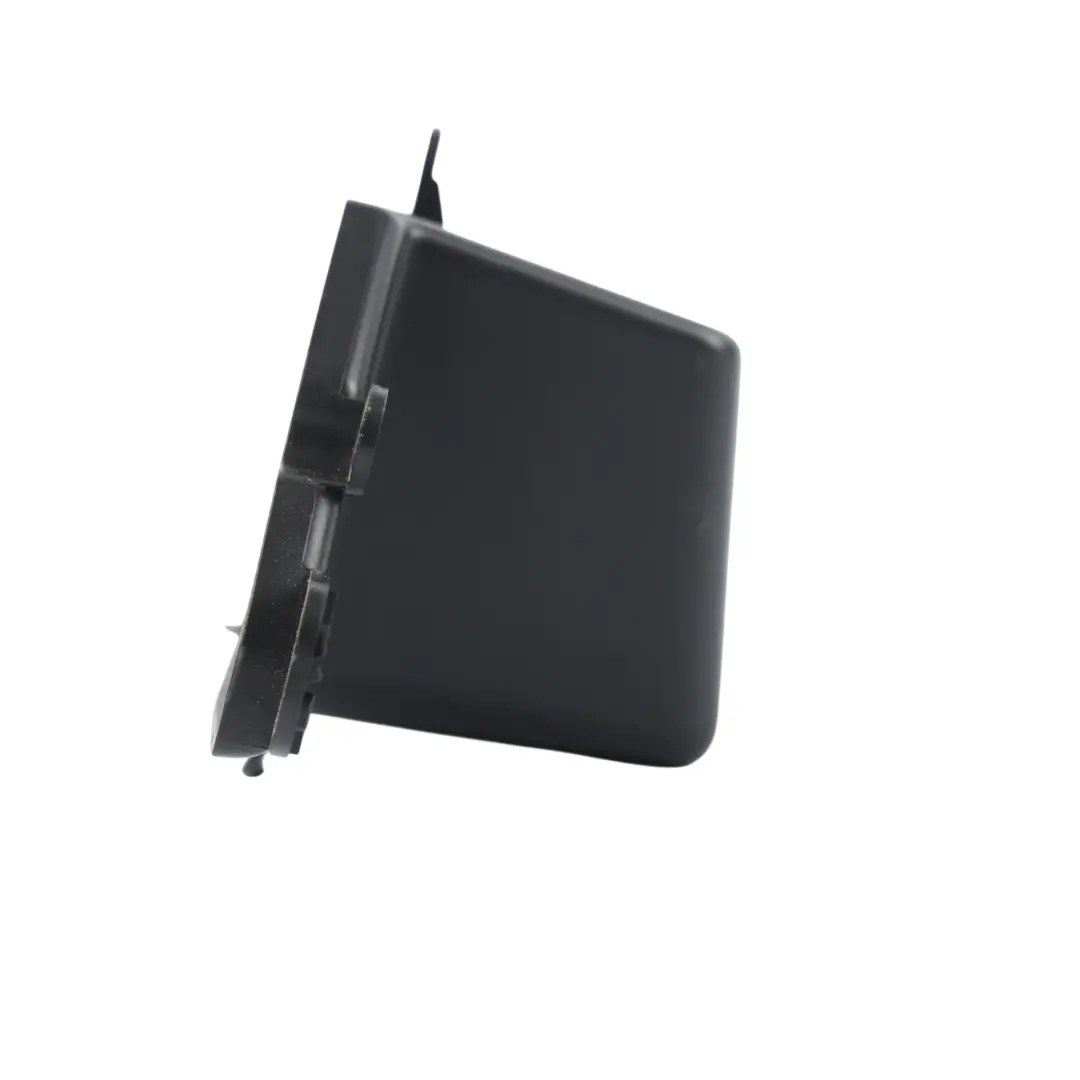 Land Rover Discovery L550 Panel Compartimento Maletero Derecho - SKU FK72-68886-AW - Número de pieza FK72-68886-AW