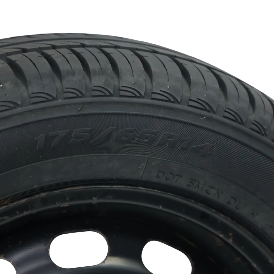 Ersatzrad Stahl 14" 5,5J ET:37 Reifen 175/65 Hankook für Ford Fiesta Mk7 mit Teilenummer HD2406108V21 Ford Fiesta Mk7 Ersatzrad Stahl 14" 5,5J ET:37 Reifen 175/65 Hankook - SKU HD2406108V21 - Teilenummer HD2406108V21