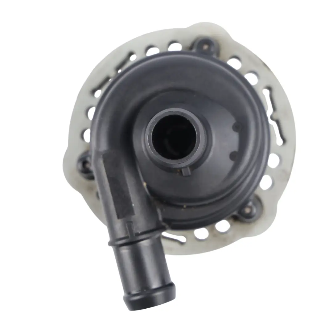 Land Rover Discovery Sport L550 Bomba Agua Aux Trasera 270e PHEV - SKU J9D3-8501-AA - Número de pieza J9D3-8501-AA