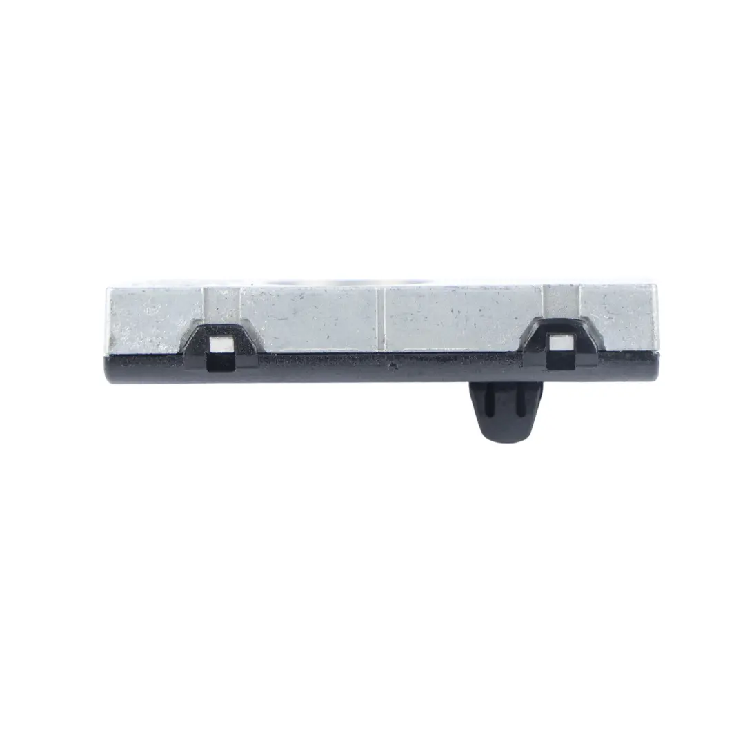 Izolator Anteny Radiowej do Land Rover Discovery Sport L550 o numerze JX63-18K891-AA Land Rover Discovery Sport L550 Izolator Anteny Radiowej - SKU JX63-18K891-AA - Numer Części JX63-18K891-AA