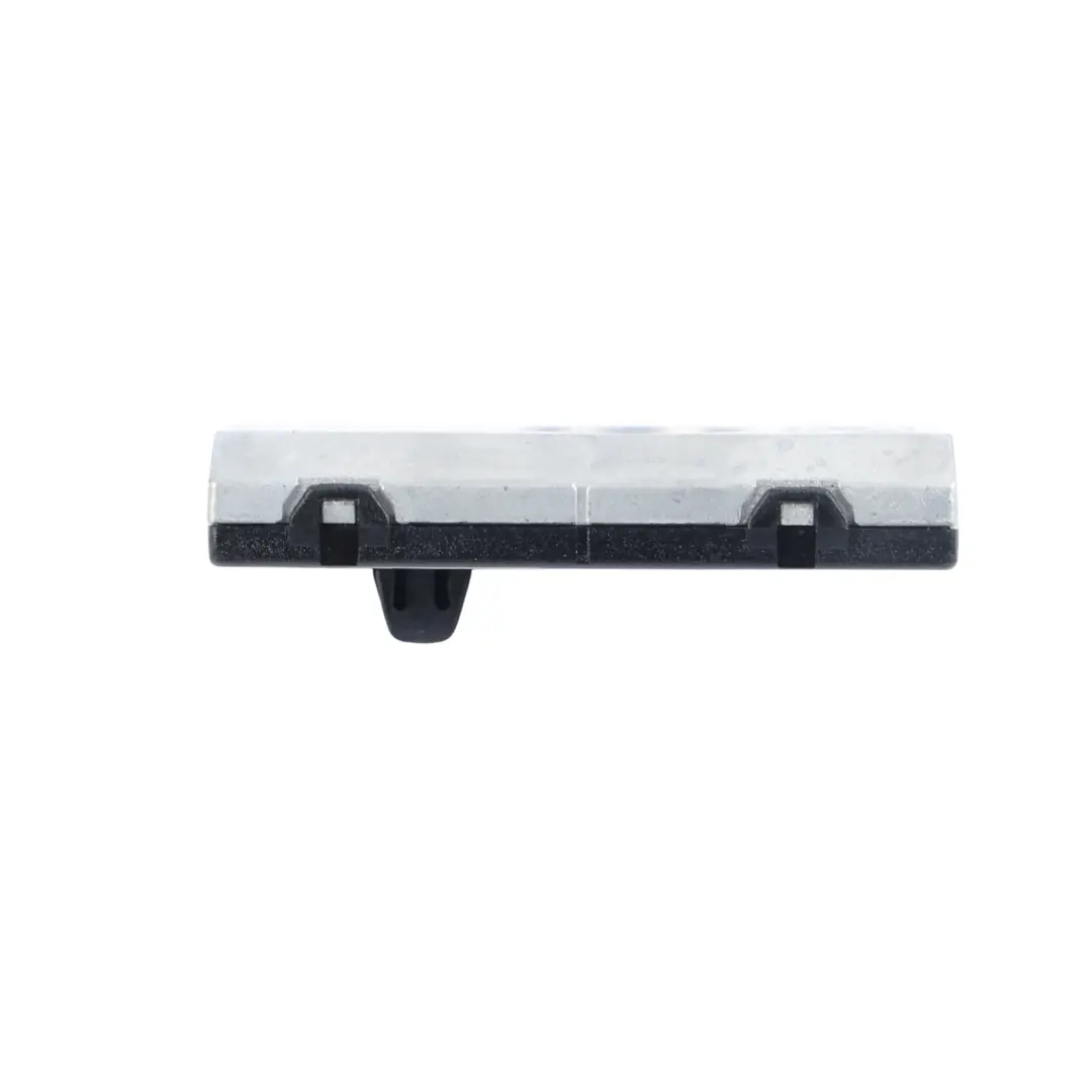Izolator Anteny Radiowej do Land Rover Discovery Sport L550 o numerze JX63-18K891-AA Land Rover Discovery Sport L550 Izolator Anteny Radiowej - SKU JX63-18K891-AA - Numer Części JX63-18K891-AA