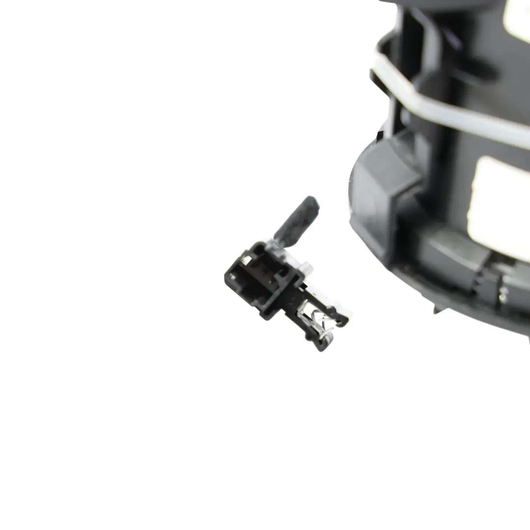 C482 Focus MK4 Getränkehalter Halterung Einsatz für Ford Kuga mit Teilenummer JX7B-A13560-F Ford Kuga C482 Focus MK4 Getränkehalter Halterung Einsatz - SKU JX7B-A13560-F - Teilenummer JX7B-A13560-F