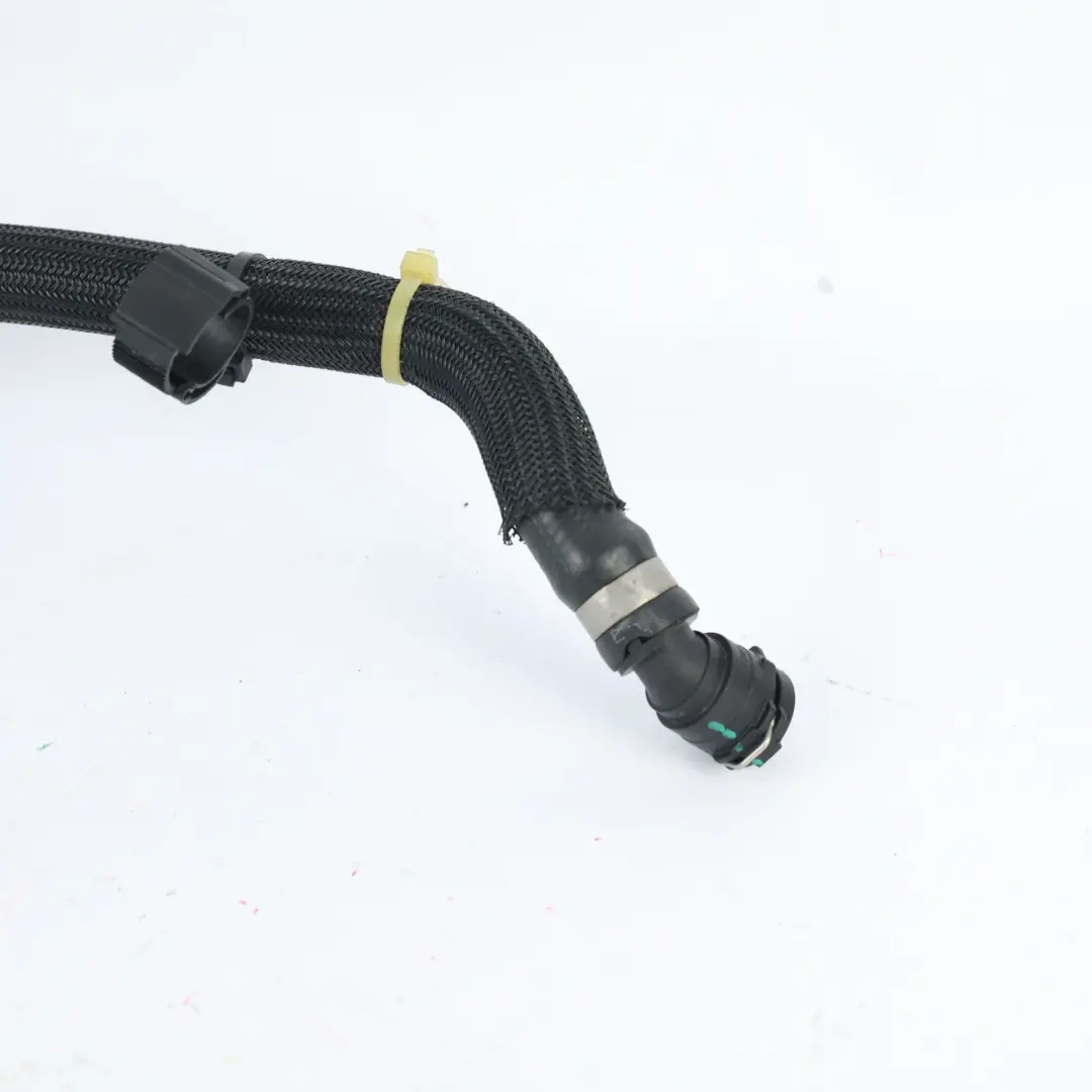 Land Rover Discovery Sport L550 Manguera Refrigerante 1.5 PHEV - SKU L8D2-8274-AD - Número de pieza L8D2-8274-AD