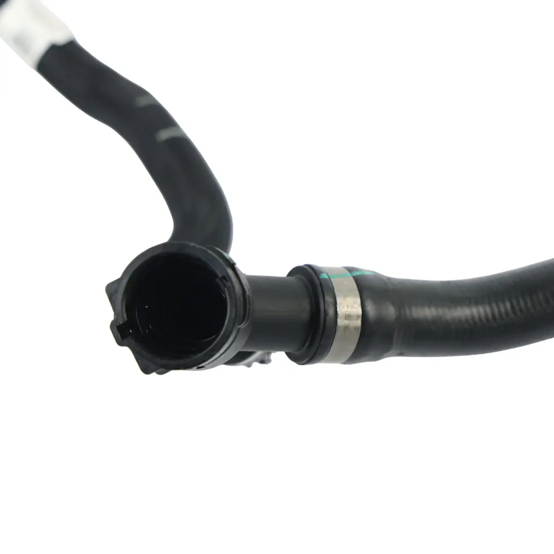 Manguera Refrigerante 1.5 PHEV para Land Rover Discovery Sport L550 con número de pieza L8D2-8274-AD Land Rover Discovery Sport L550 Manguera Refrigerante 1.5 PHEV - SKU L8D2-8274-AD - Número de pieza L8D2-8274-AD