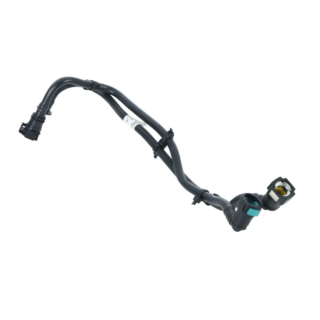 Land Rover Discovery Sport L550 Tubería Refrigerante 1.5 PHEV - SKU L8D2-8D262-AB - Número de pieza L8D2-8D262-AB