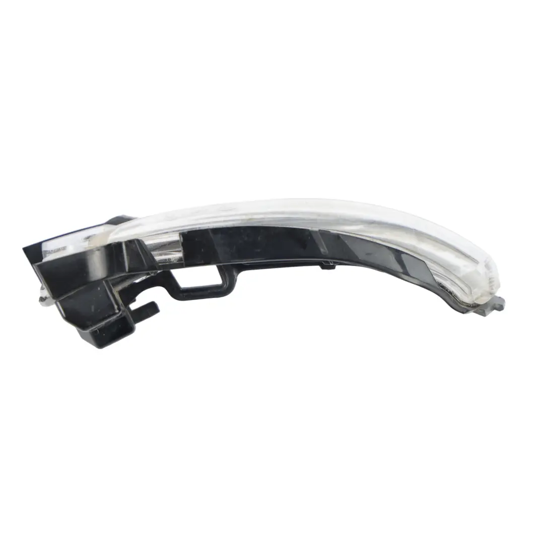 C482 Indicatore Specchietto Retrovisore Sinistro per Ford Kuga con numero di parte LJ6B-13B382-AA Ford Kuga C482 Indicatore Specchietto Retrovisore Sinistro - SKU LJ6B-13B382-AA - Numero di parte LJ6B-13B382-AA