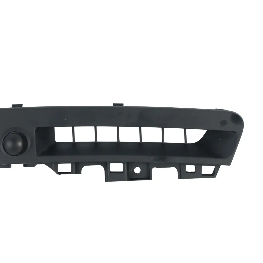 Land Rover Discovery Sport L550 Panel Rejilla Desempañado - SKU LK72-046B62-AC8PVJ - Número de pieza LK72-046B62-AC8PVJ