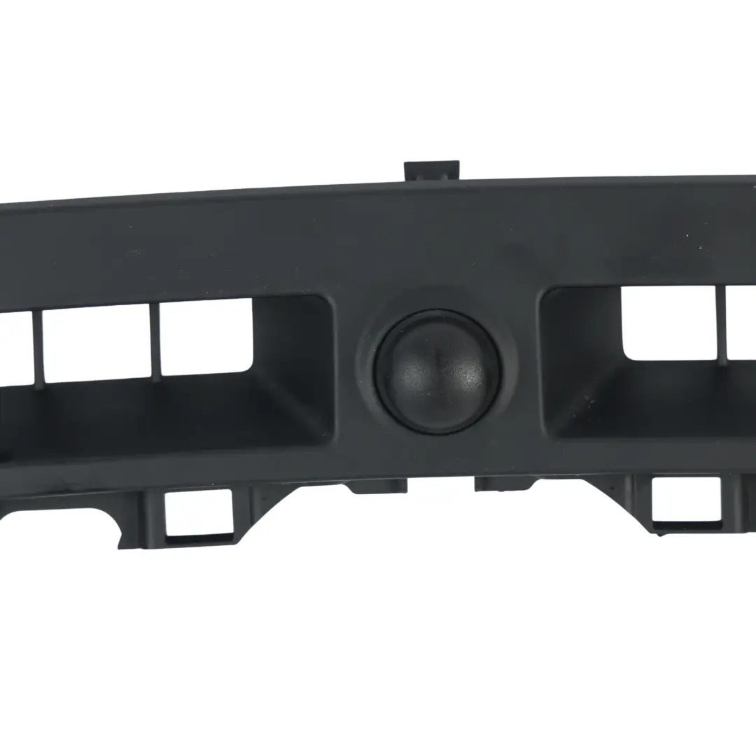 Panel Rejilla Desempañado para Land Rover Discovery Sport L550 con número de pieza LK72-046B62-AC8PVJ Land Rover Discovery Sport L550 Panel Rejilla Desempañado - SKU LK72-046B62-AC8PVJ - Número de pieza LK72-046B62-AC8PVJ