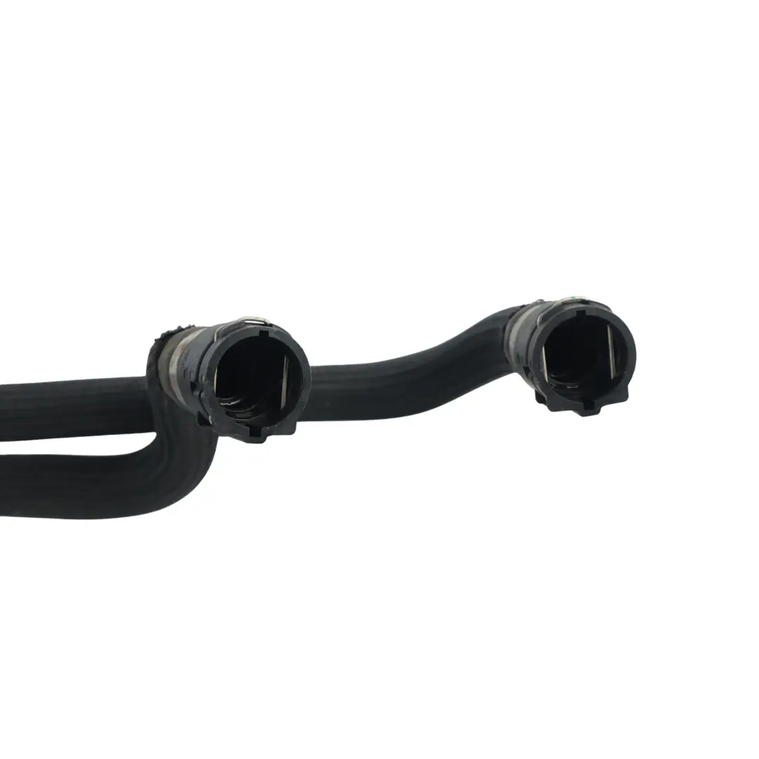 Wąż Wody Chłodnicy 1.5 PHEV do Land Rover Discovery Sport L550 o numerze LK72-8D156-AD Land Rover Discovery Sport L550 Wąż Wody Chłodnicy 1.5 PHEV - SKU LK72-8D156-AD - Numer Części LK72-8D156-AD