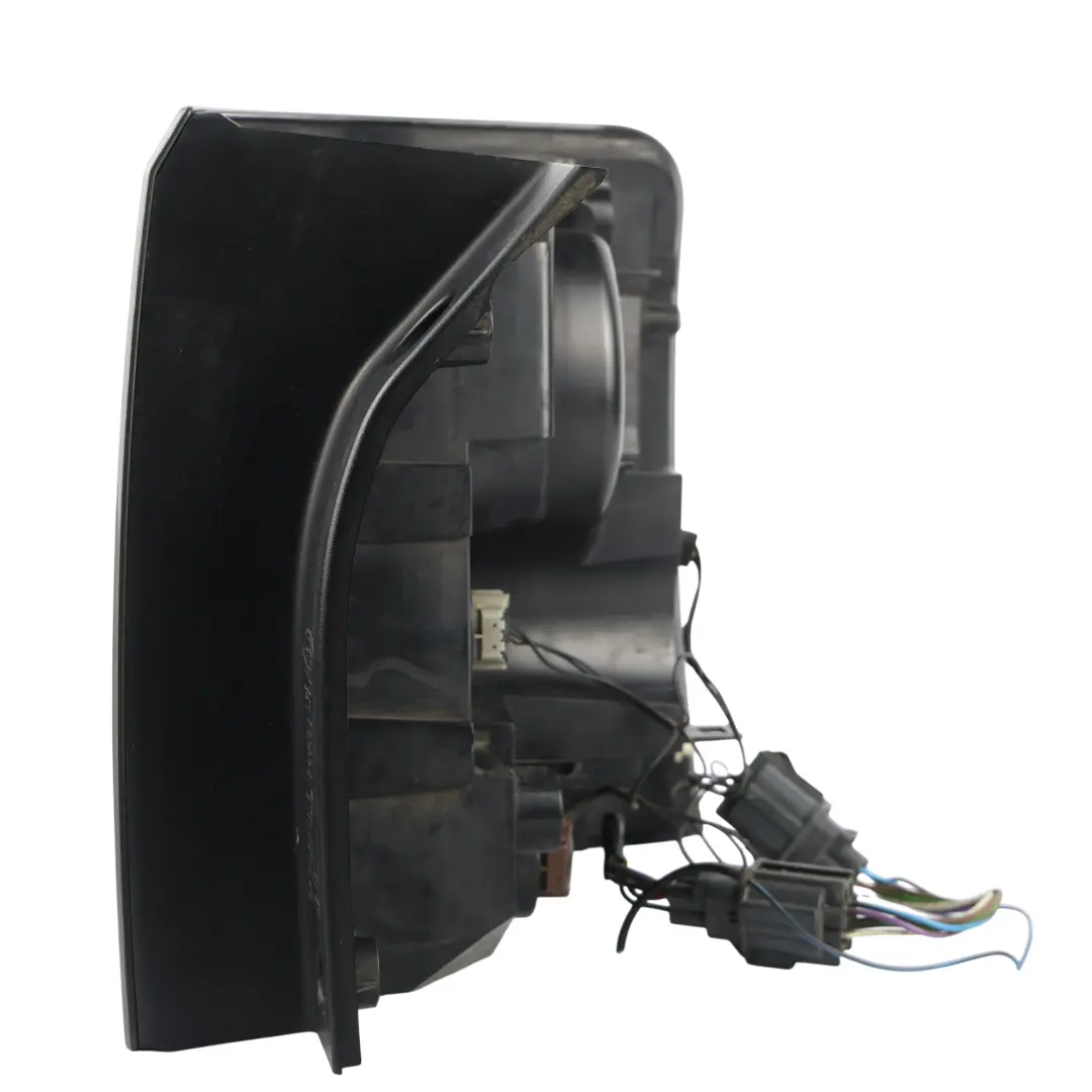 Piloto Trasero Izquierdo para Land Rover Range Rover Sport L320 con número de pieza LR015290 Land Rover Range Rover Sport L320 Piloto Trasero Izquierdo - SKU LR015290 - Número de pieza LR015290