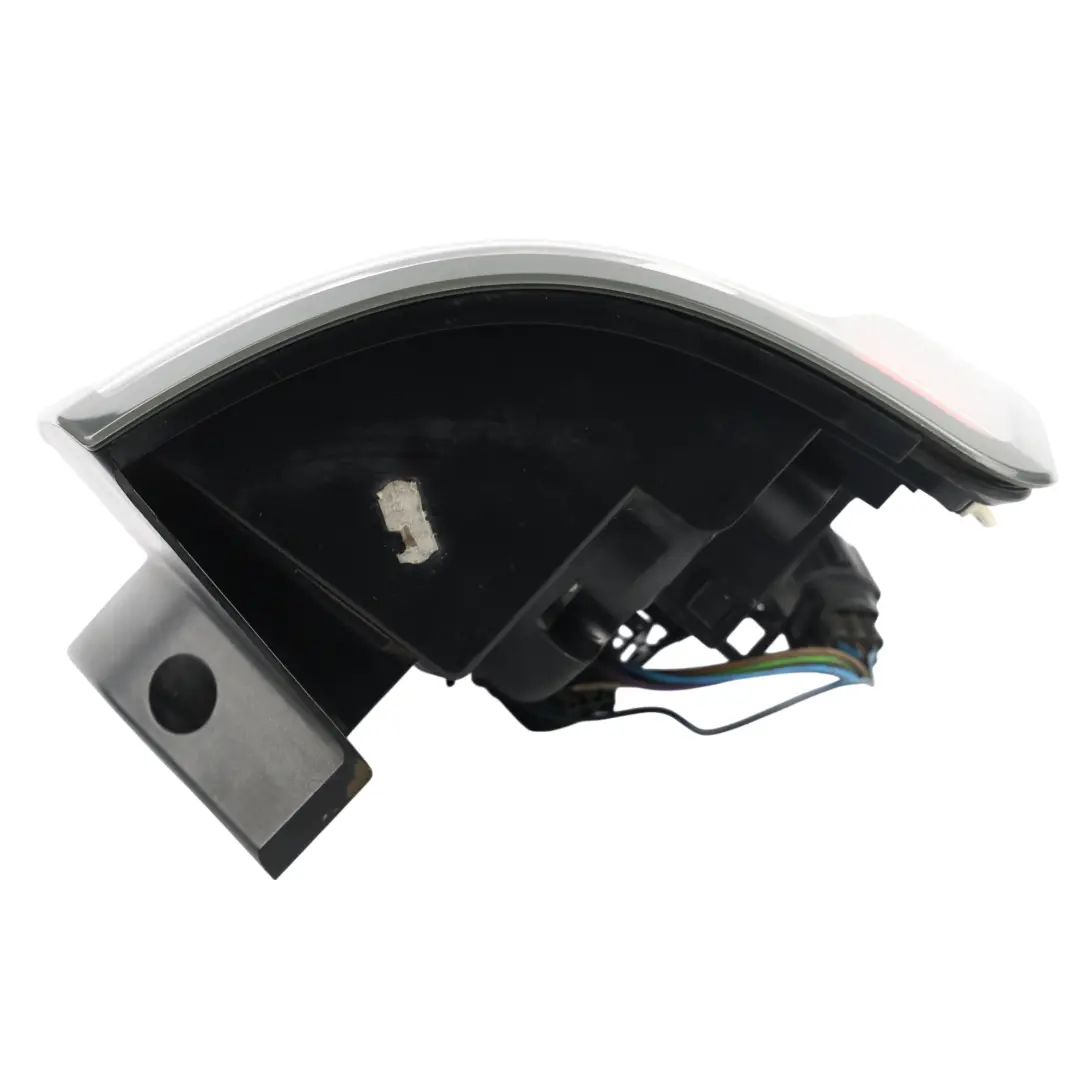 Lampa Tylna Lewa do Land Rover Range Rover Sport L320 o numerze LR015290 Land Rover Range Rover Sport L320 Lampa Tylna Lewa - SKU LR015290 - Numer Części LR015290