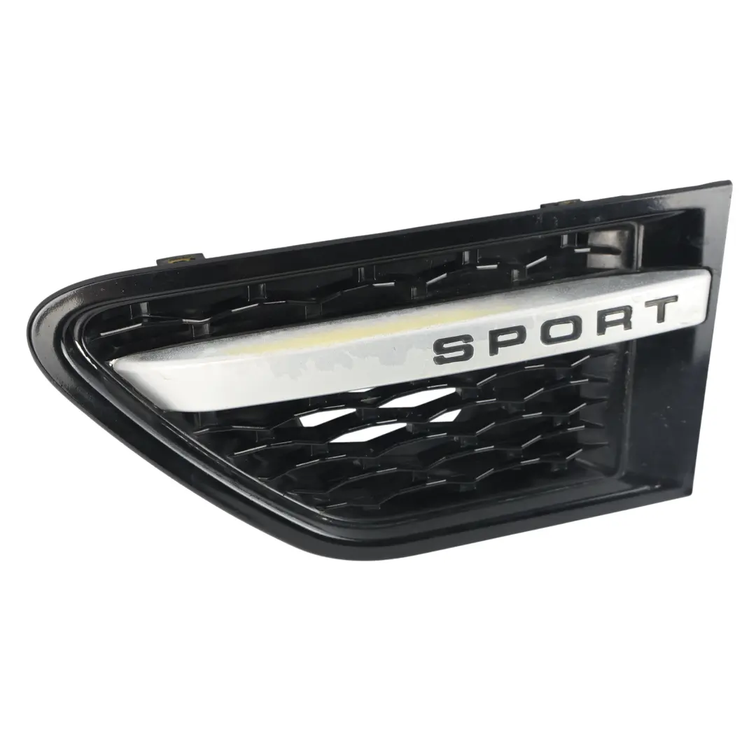 Modanatura Griglia Parafango Anteriore Sinistra AH32-16A415-DB per Range Rover L320 con numero di parte LR019749 Range Rover L320 Modanatura Griglia Parafango Anteriore Sinistra AH32-16A415-DB - SKU LR019749-1 - Numero di parte LR019749