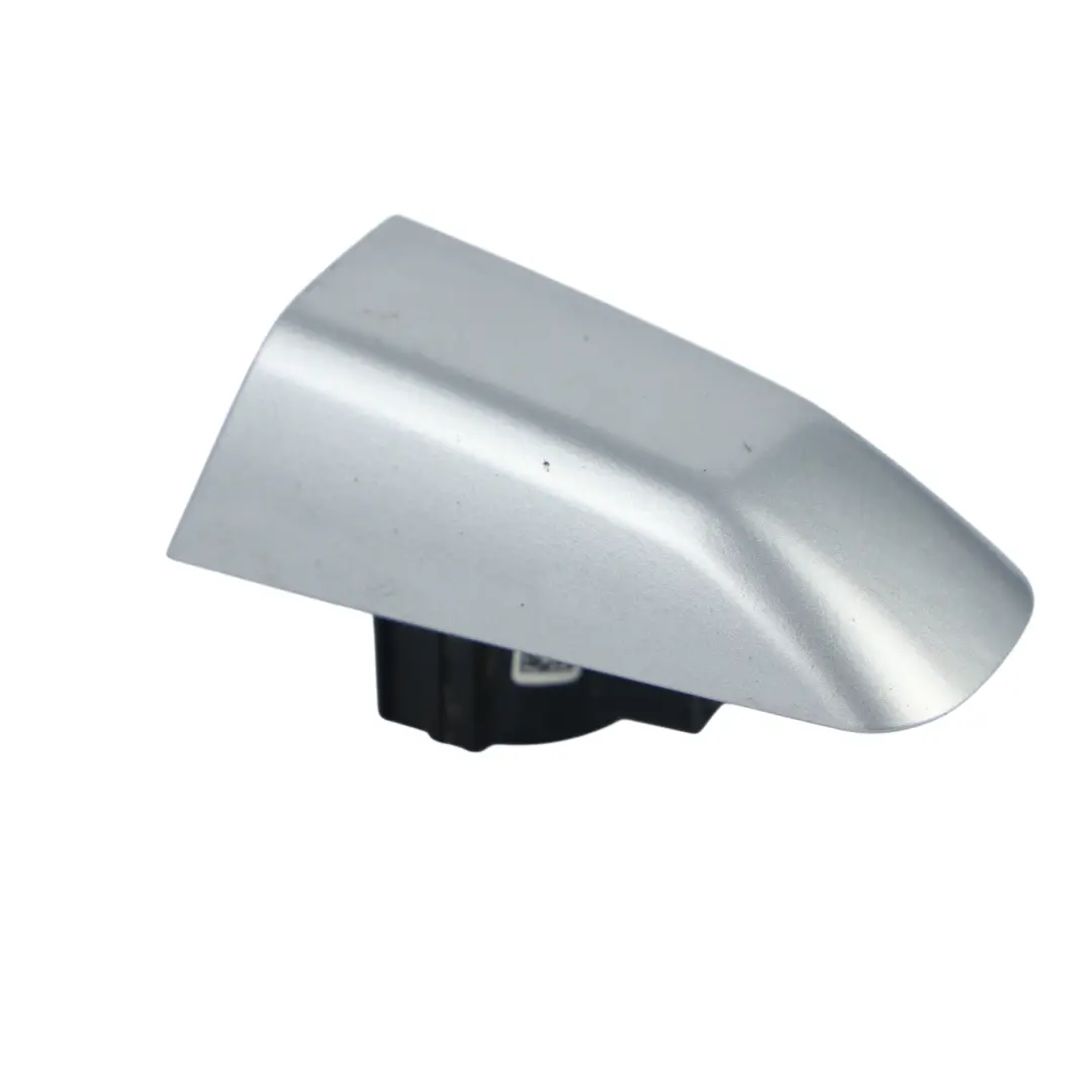 Door Handle Closing Cap Front Right O/S Silver - 2459 to Land Rover L550 with Part number LR025406 Land Rover L550 Door Handle Closing Cap Front Right O/S Silver - 2459 - SKU LR025406-HSI - Part number LR025406