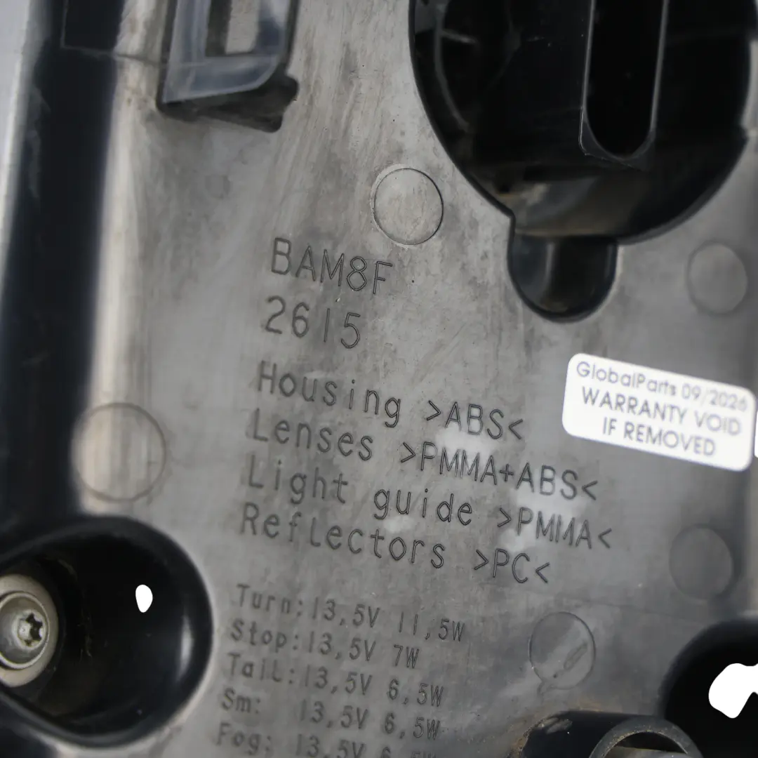 Piloto Trasero LED Izquierdo CH42-13405-AB para Range Rover L322 con número de pieza LR028515 Range Rover L322 Piloto Trasero LED Izquierdo CH42-13405-AB - SKU LR028515 - Número de pieza LR028515