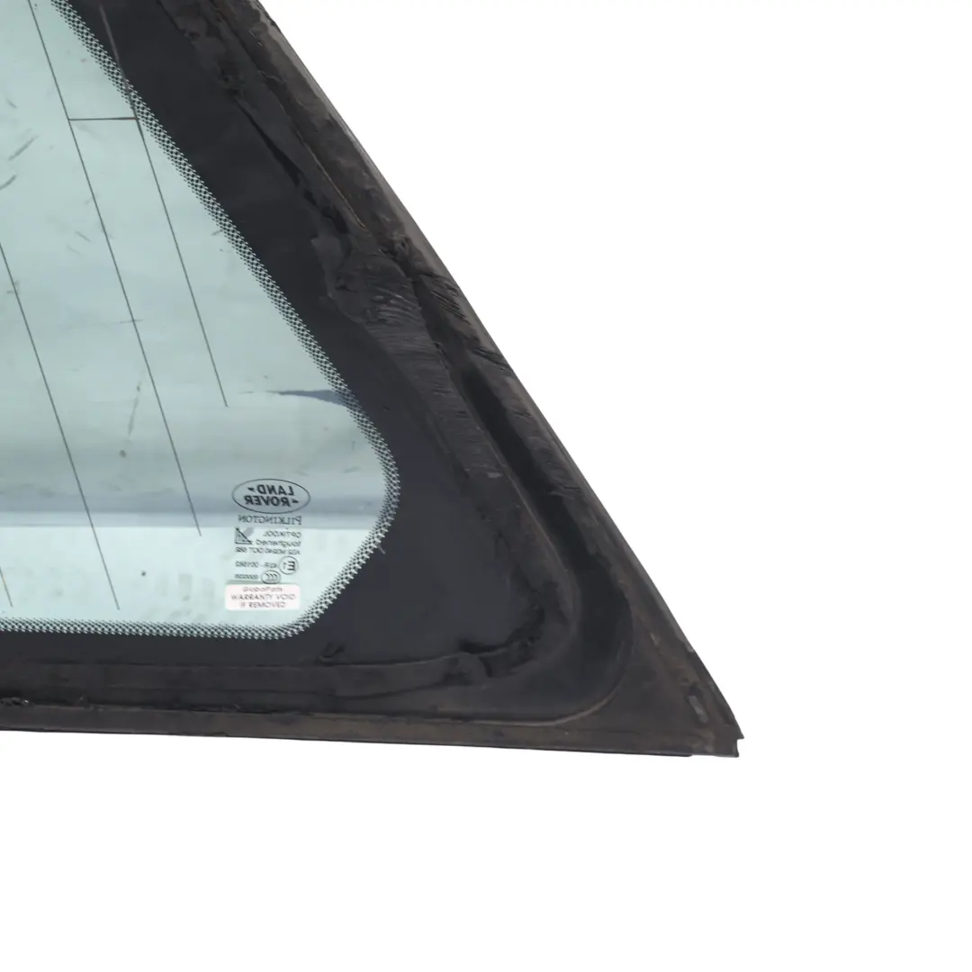 Cristal Ventanilla Trasero Derecho Verde para Range Rover L320 con número de pieza LR029820 Range Rover L320 Cristal Ventanilla Trasero Derecho Verde - SKU LR029820 - Número de pieza LR029820