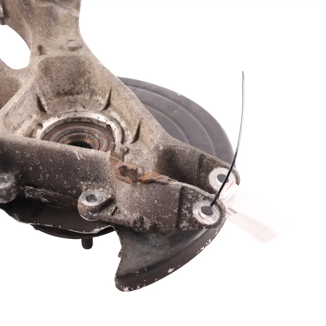 Hub Stub Axle Rear Right O/S to Range Rover Range Rover Sport L494 Wheel with Part number LR043593 Range Rover Range Rover Sport L494 Wheel Hub Stub Axle Rear Right O/S - SKU LR043593 - Part number LR043593