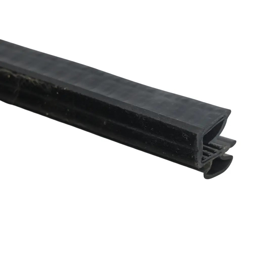 Land Rover L494 Uszczelka Drzwi Przednich Lewych Prawych DK62-20708-AC - SKU LR043853 - Numer Części LR043853