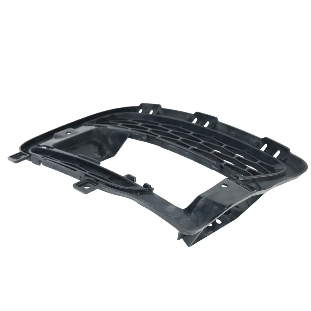 Kratka Zderzaka Przód Prawa do Land Rover Range Rover Sport o numerze DK62-17K946-AA Land Rover Range Rover Sport Kratka Zderzaka Przód Prawa - SKU LR045033 - Numer Części DK62-17K946-AA