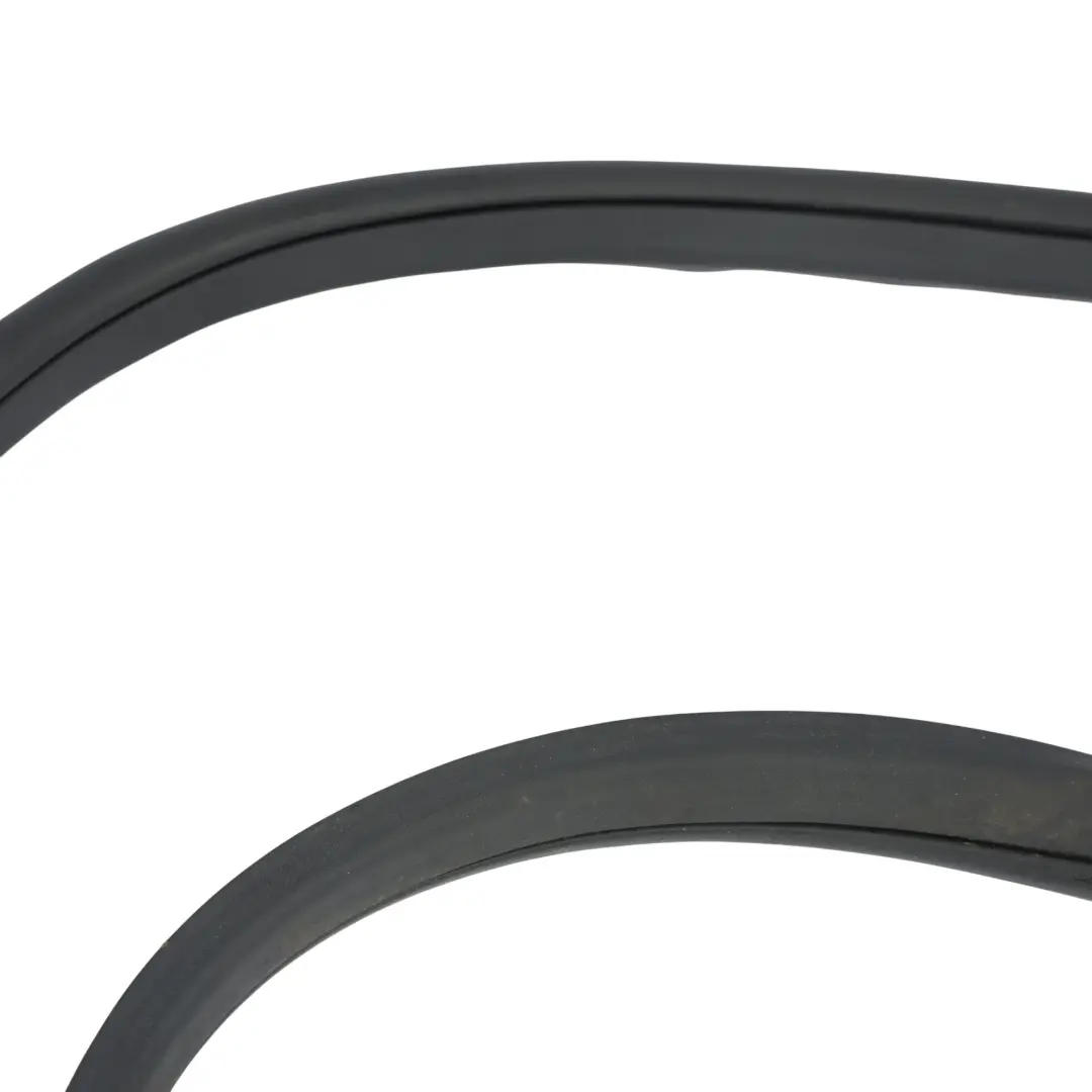 Door Rubber Seal Front Left Right N/O/S FK72-20708-A to Land Rover Discovery L550 with Part number LR058546 Land Rover Discovery L550 Door Rubber Seal Front Left Right N/O/S FK72-20708-A - SKU LR058546 - Part number LR058546