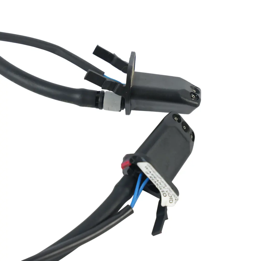 Manguera Tubo Boquilla Limpiaparabrisas para Land Rover Discovery Sport L550 con número de pieza LR061215 Land Rover Discovery Sport L550 Manguera Tubo Boquilla Limpiaparabrisas - SKU LR061215 - Número de pieza LR061215