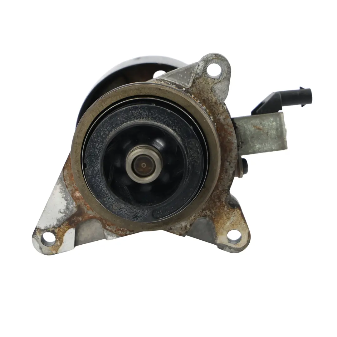 Coolant Water Pump 3.0 SDV6 Diesel to Land Rover Range Rover Sport L494 with Part number LR089625 Land Rover Range Rover Sport L494 Coolant Water Pump 3.0 SDV6 Diesel - SKU LR089625 - Part number LR089625