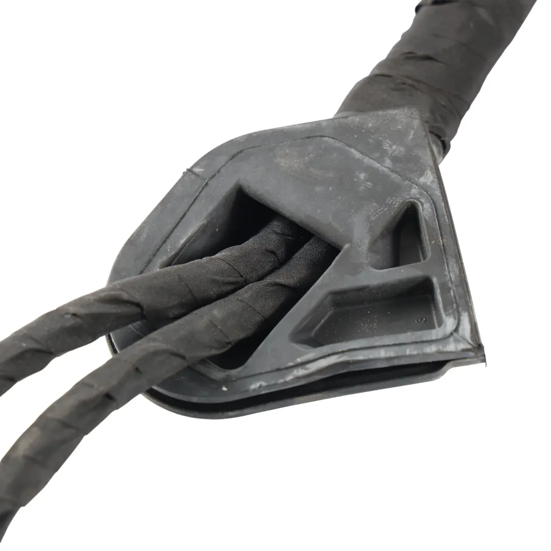 Cable Positivo Batería L8D2-14N170-CB para Land Rover Discovery L550 con número de pieza LR133623 Land Rover Discovery L550 Cable Positivo Batería L8D2-14N170-CB - SKU LR133623 - Número de pieza LR133623