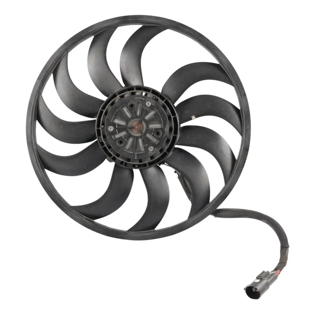 Cooling Radiator Fan Motor 2.0 5001603 to Land Rover Discovery Sport L550 with Part number LR135875 Land Rover Discovery Sport L550 Cooling Radiator Fan Motor 2.0 5001603 - SKU LR135875-1 - Part number LR135875