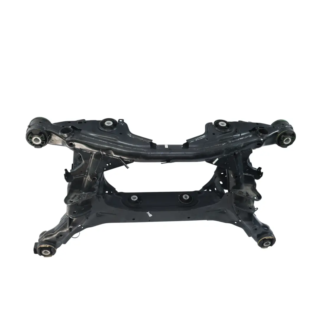 Land Rover Discovery L550 Cuna Subchasis Trasero Soporte Eje L8D2-5K091-AD - SKU LR145211 - Número de pieza LR145211