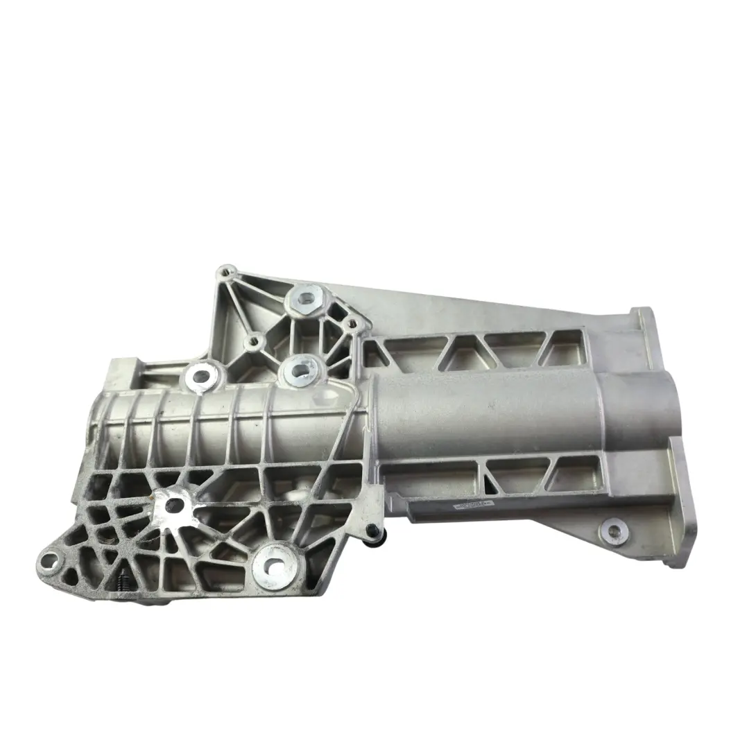 Soporte Montaje Semieje Delantero L8D2-4H473-BD para Land Rover Discovery Sport L550 con número de pieza LR161241 Land Rover Discovery Sport L550 Soporte Montaje Semieje Delantero L8D2-4H473-BD - SKU LR161241 - Número de pieza LR161241