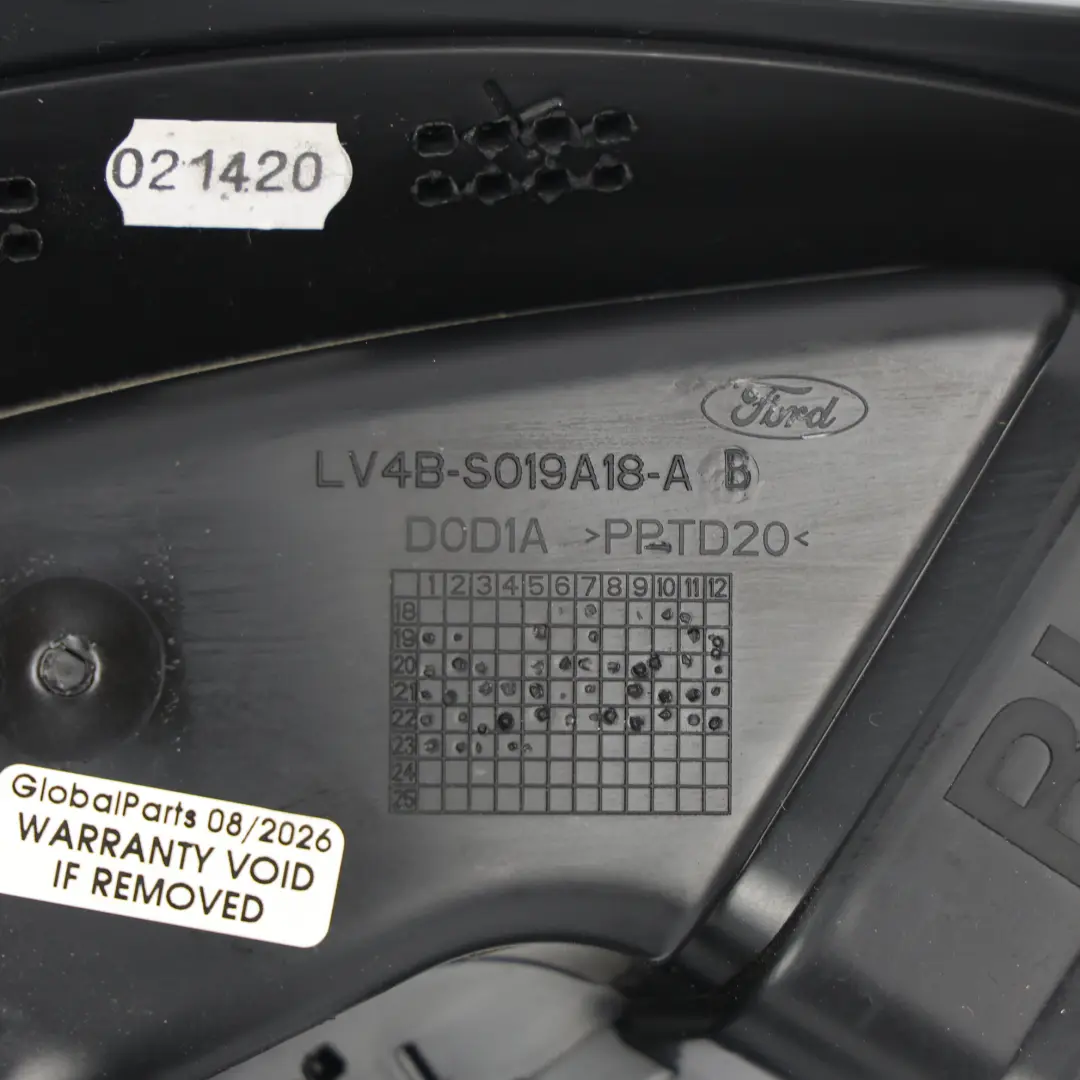 C482 Osłona Poszycia Słupka A Prawa do Ford Kuga o numerze LV4B-S019A18-AB Ford Kuga C482 Osłona Poszycia Słupka A Prawa - SKU LV4B-S019A18-AB - Numer Części LV4B-S019A18-AB