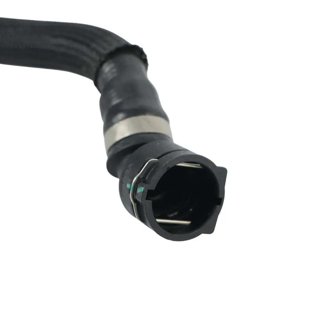 Tubo Acqua 1.5 PHEV per Land Rover Discovery Sport L550 con numero di parte M8D2-8D124-AA Land Rover Discovery Sport L550 Tubo Acqua 1.5 PHEV - SKU M8D2-8D124-AA - Numero di parte M8D2-8D124-AA