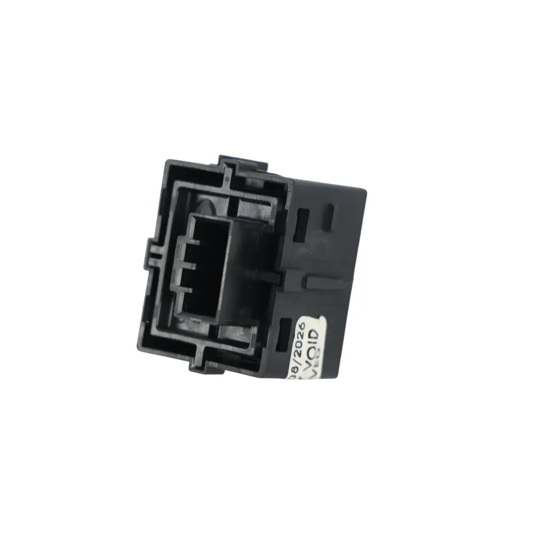 Interruttore Portellone Bagagliaio per Land Rover Evoque L551 con numero di parte M8E2-11B654-BB Land Rover Evoque L551 Interruttore Portellone Bagagliaio - SKU M8E2-11B654-BB - Numero di parte M8E2-11B654-BB