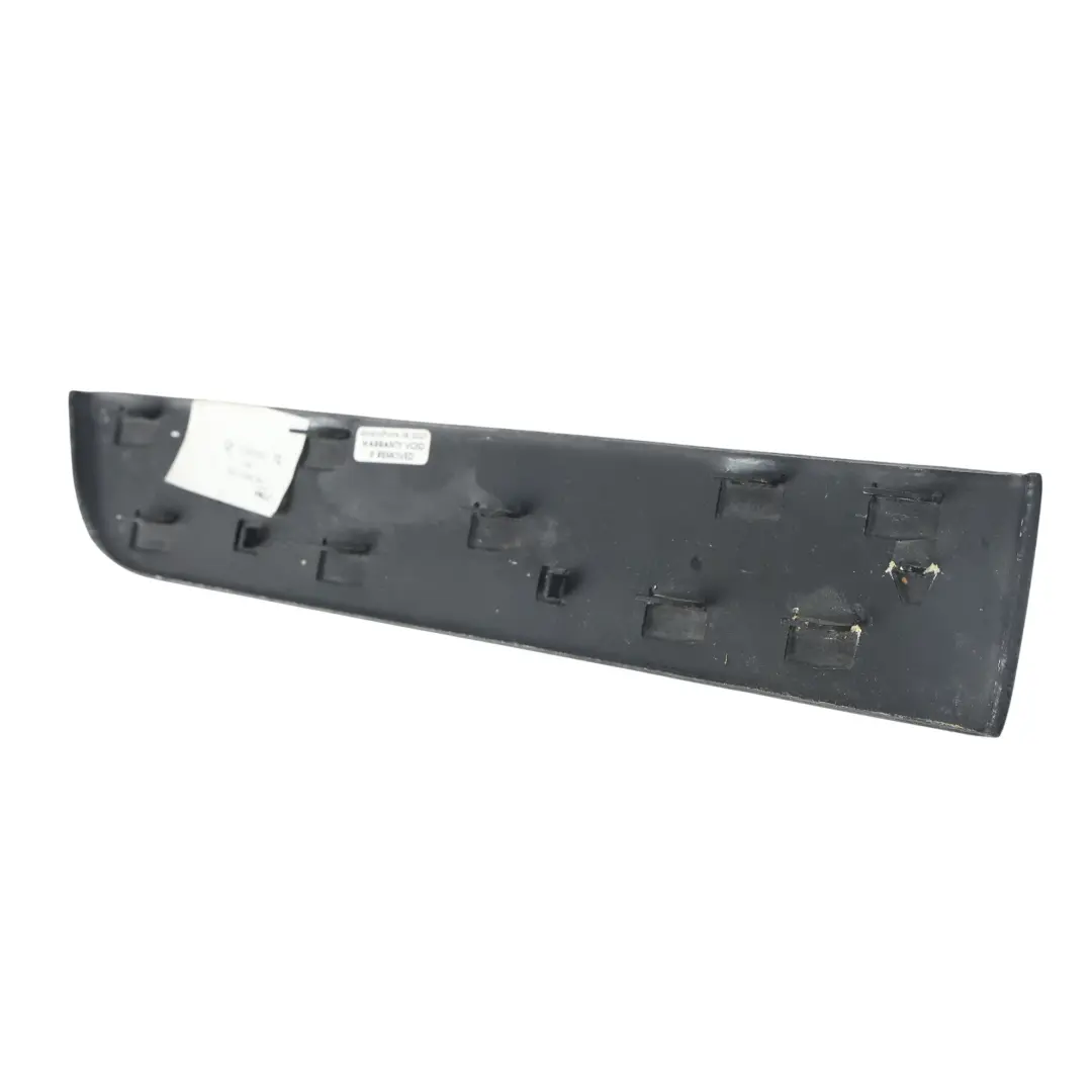 Moldura Panel Cubierta Interior Derecha para Land Rover Range Rover L322 con número de pieza MC06011209 Land Rover Range Rover L322 Moldura Panel Cubierta Interior Derecha - SKU MC06011209 - Número de pieza MC06011209