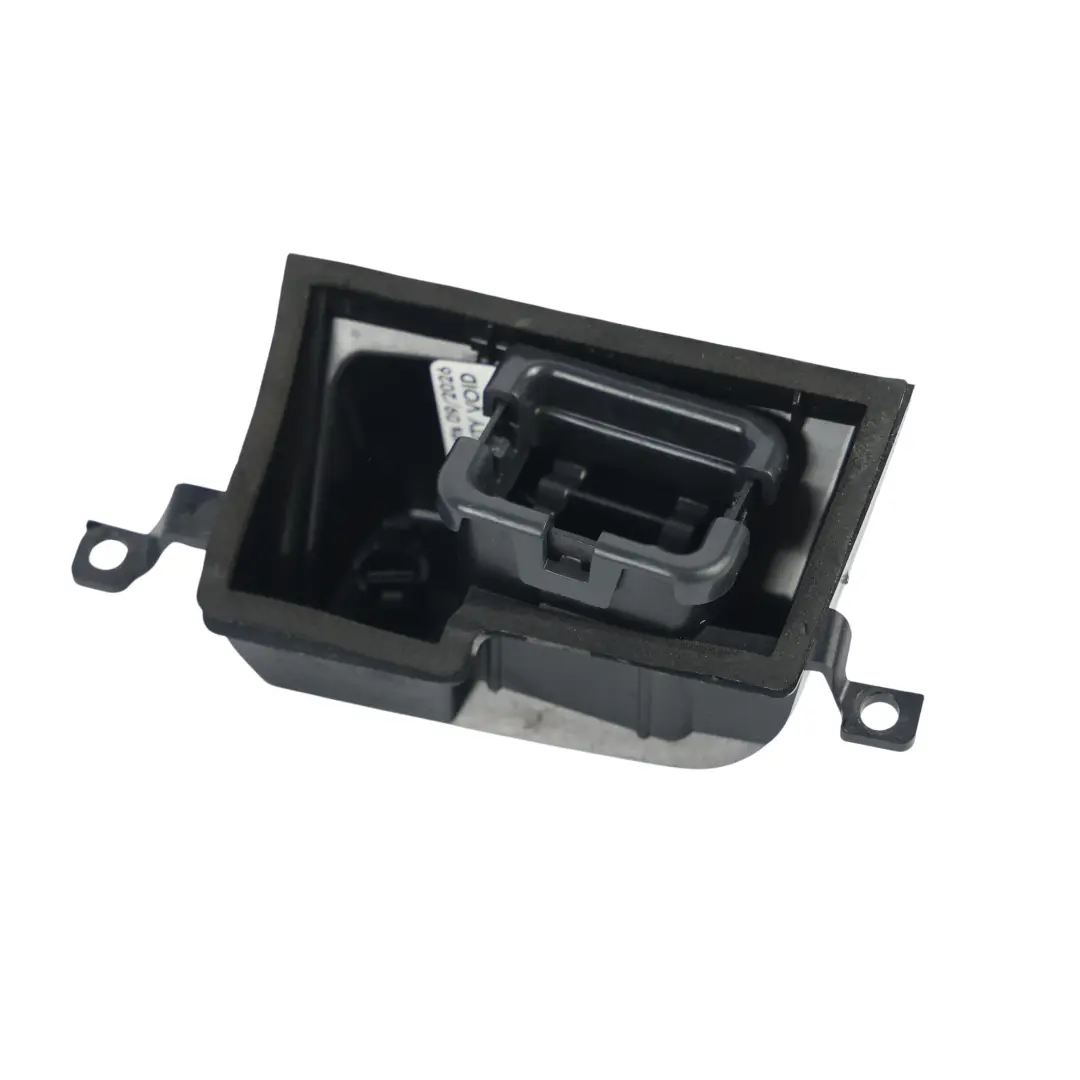 Reversing Parking Camera Frame Bracket to Land Rover Discovery L550 with Part number MK72-40406-AC Land Rover Discovery L550 Reversing Parking Camera Frame Bracket - SKU MK72-40406-AC - Part number MK72-40406-AC