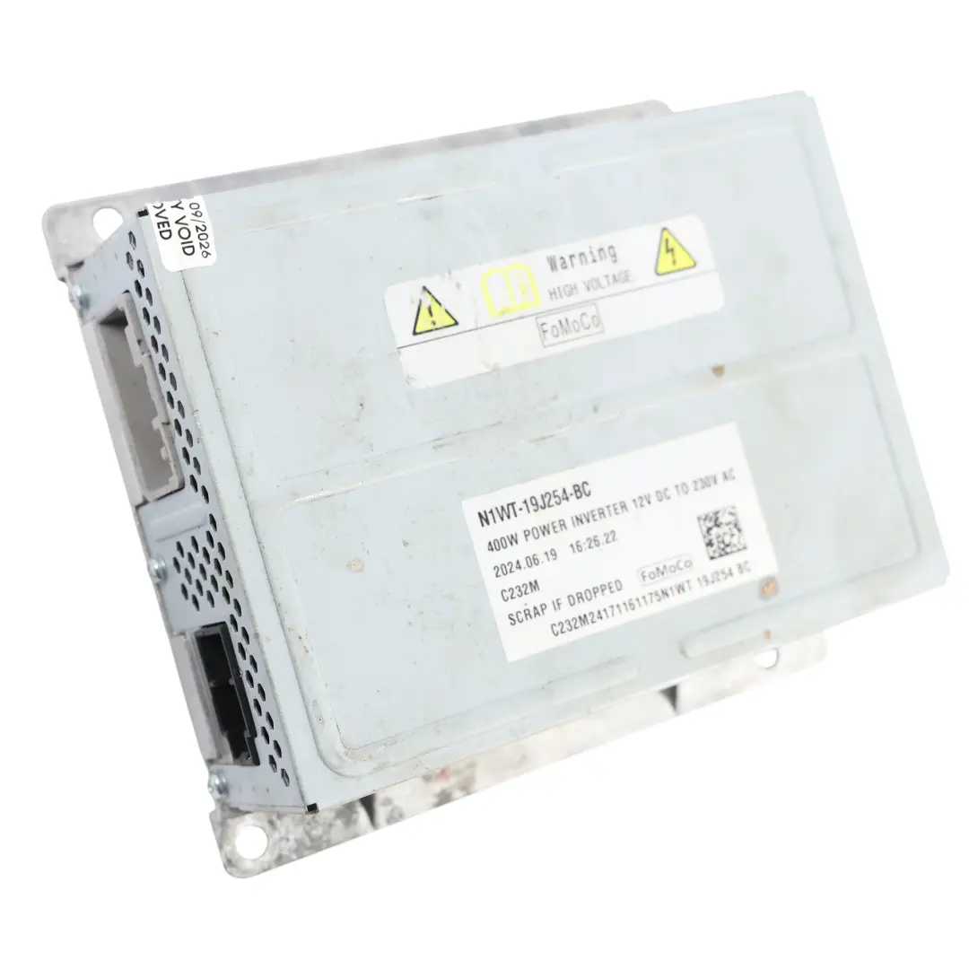 Stromwandler 400W 12V DC zu 230V AC für Volkswagen Amarok NF mit Teilenummer N1WT-19J254-BC Volkswagen Amarok NF Stromwandler 400W 12V DC zu 230V AC - SKU N1WT-19J254-BC - Teilenummer N1WT-19J254-BC