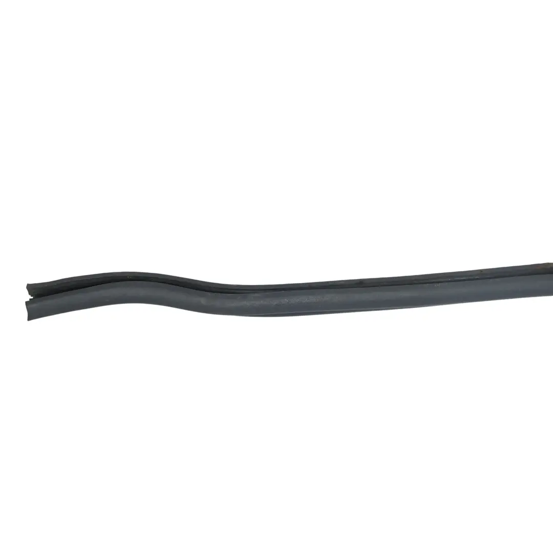 W452 Joint Caoutchouc Hayon Coffre pour Smart à propos du numéro de pièce Q0009327V003000000 Smart W452 Joint Caoutchouc Hayon Coffre - SKU Q0009327V003000000 - Numéro de pièce Q0009327V003000000