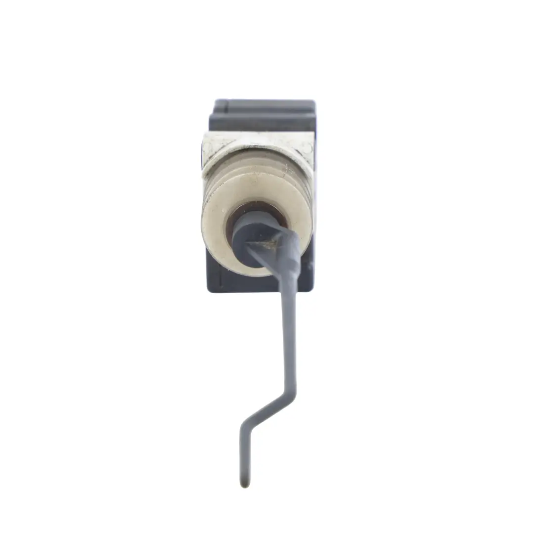 W452 Fuel Flap Cap Release Actuator Lock to Smart with Part number Q0009480V004L04600 Smart W452 Fuel Flap Cap Release Actuator Lock - SKU Q0009480V004L04600 - Part number Q0009480V004L04600