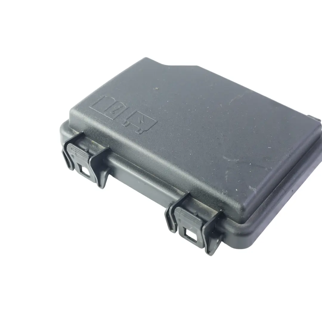 Fuse Relay Box Lid Left N/S PHEV to Land Rover Discovery Sport L550 with Part number R8D2-14A076-AA Land Rover Discovery Sport L550 Fuse Relay Box Lid Left N/S PHEV - SKU R8D2-14A076-AA - Part number R8D2-14A076-AA