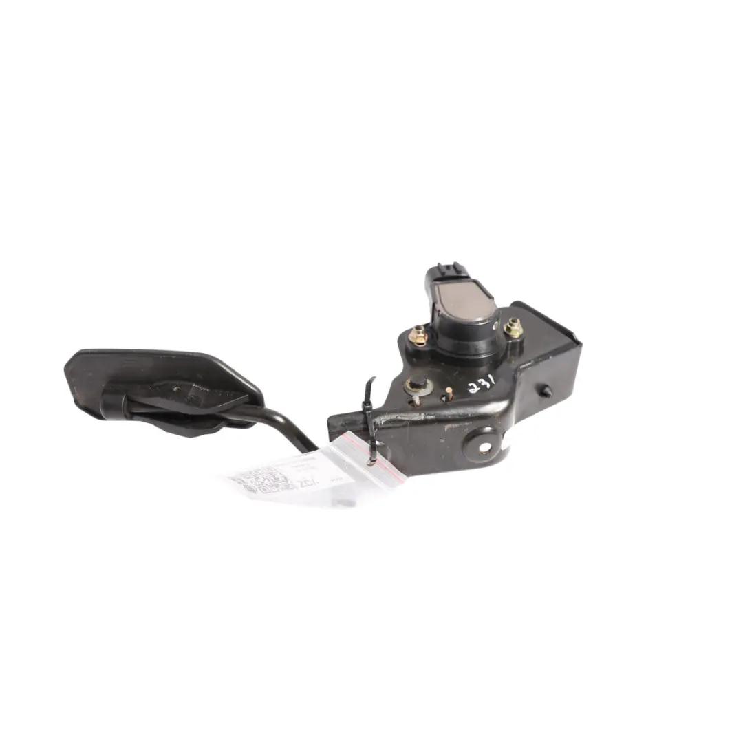 Toyota Corolla E12 Clutch Pedal Assembly Manual 31301-05090 - SKU RHD-3130105090 - Part number 3130105090