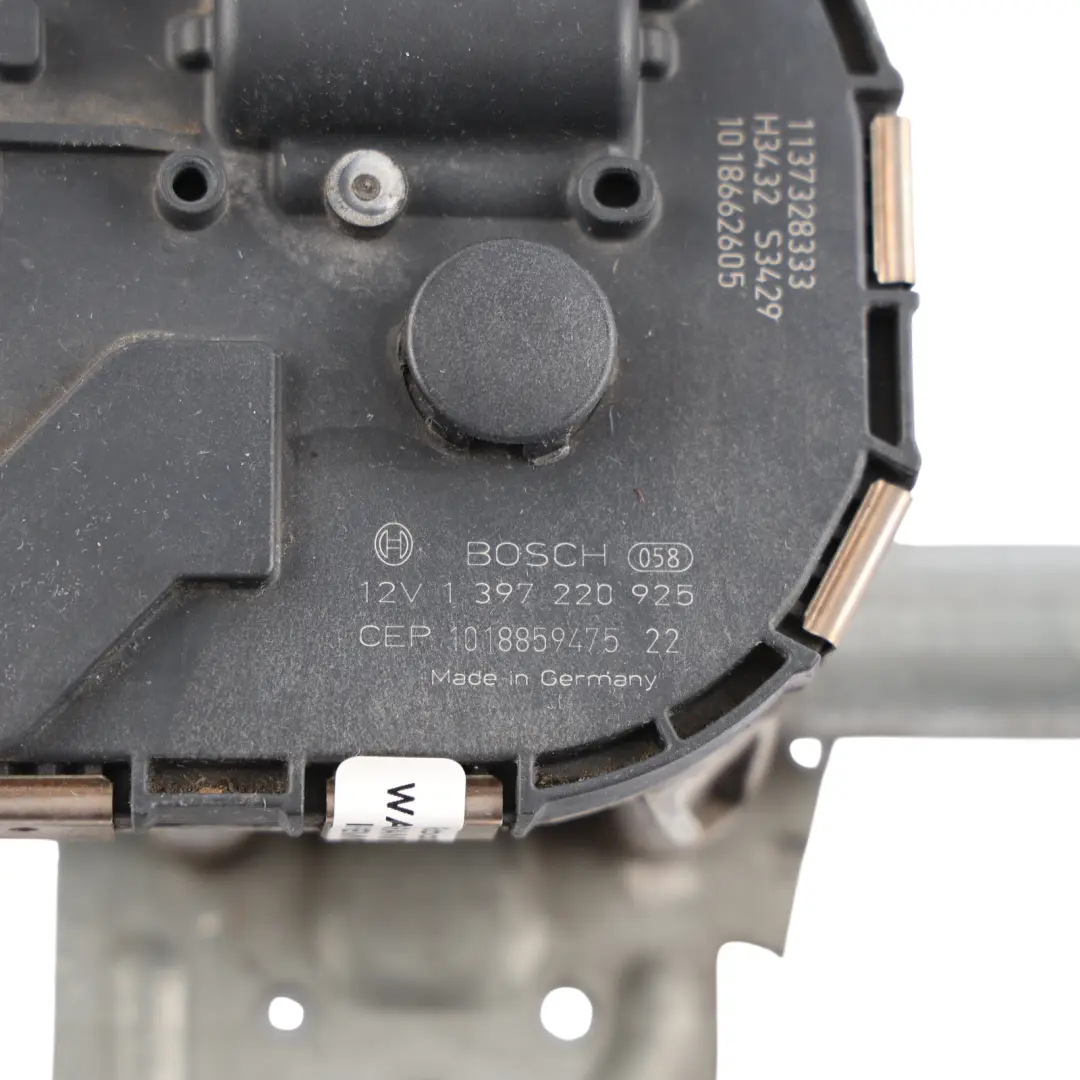 Volkswagen Passat B6 Front Wiper Motor Linkage Mechanism - SKU RHD-3C2955023H - Part number 3C2955023H
