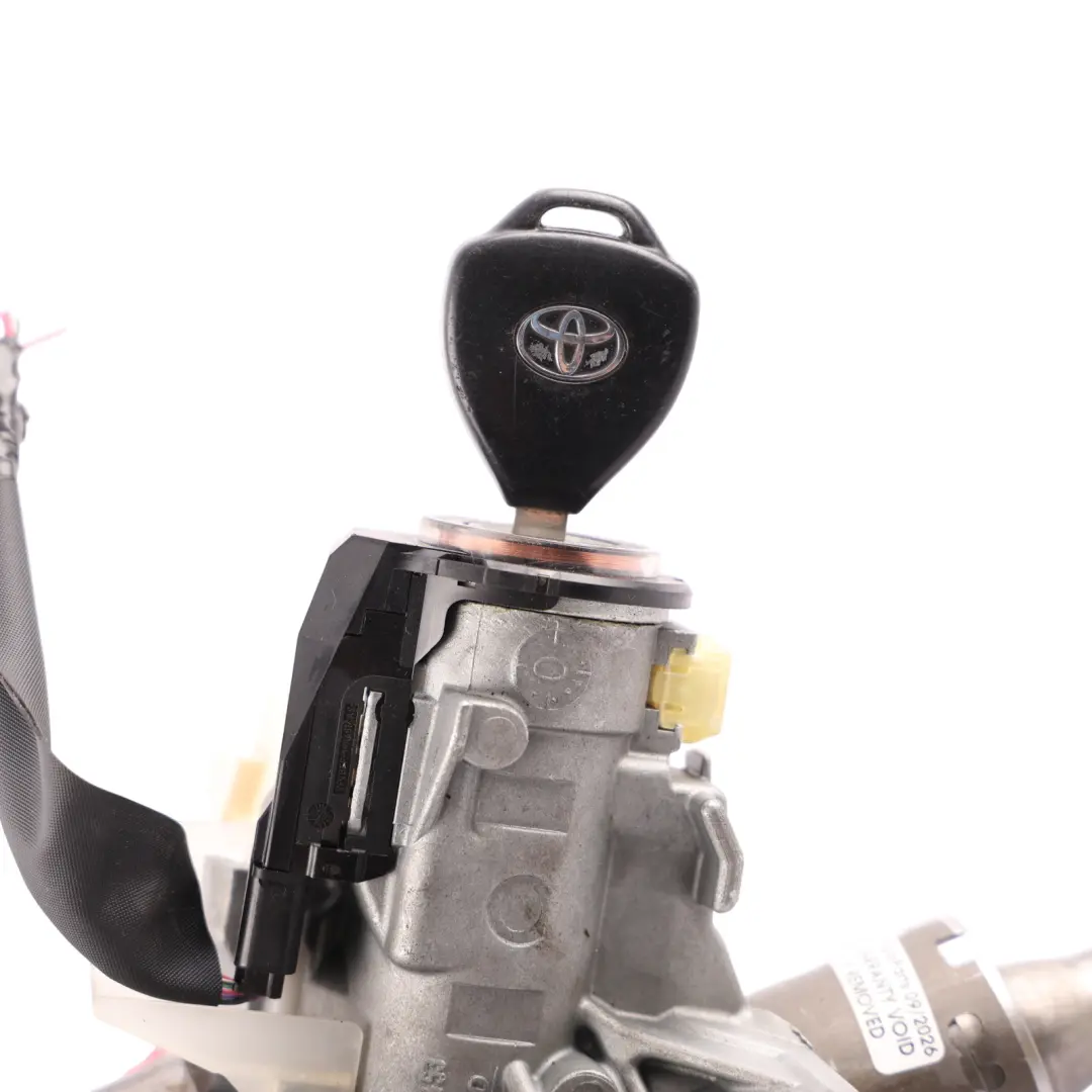 Steering Column Mechanism Assembly Unit to Toyota Avensis T27 with Part number 4525005820 Toyota Avensis T27 Steering Column Mechanism Assembly Unit - SKU RHD-4525005820 - Part number 4525005820