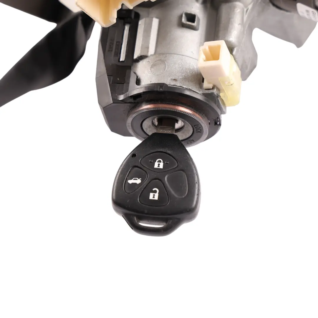 Steering Column Mechanism Assembly Unit to Toyota Avensis T27 with Part number 4525005820 Toyota Avensis T27 Steering Column Mechanism Assembly Unit - SKU RHD-4525005820 - Part number 4525005820