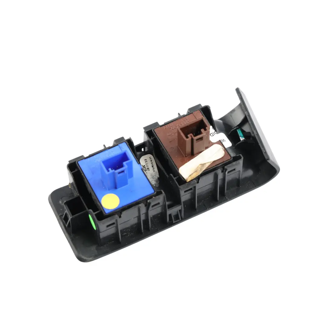 Door Window Lifter Switch Panel Driver's Side to Volkswagen New Beetle with Part number 5C2867256A Volkswagen New Beetle Door Window Lifter Switch Panel Driver's Side - SKU RHD-5C2867256A - Part number 5C2867256A
