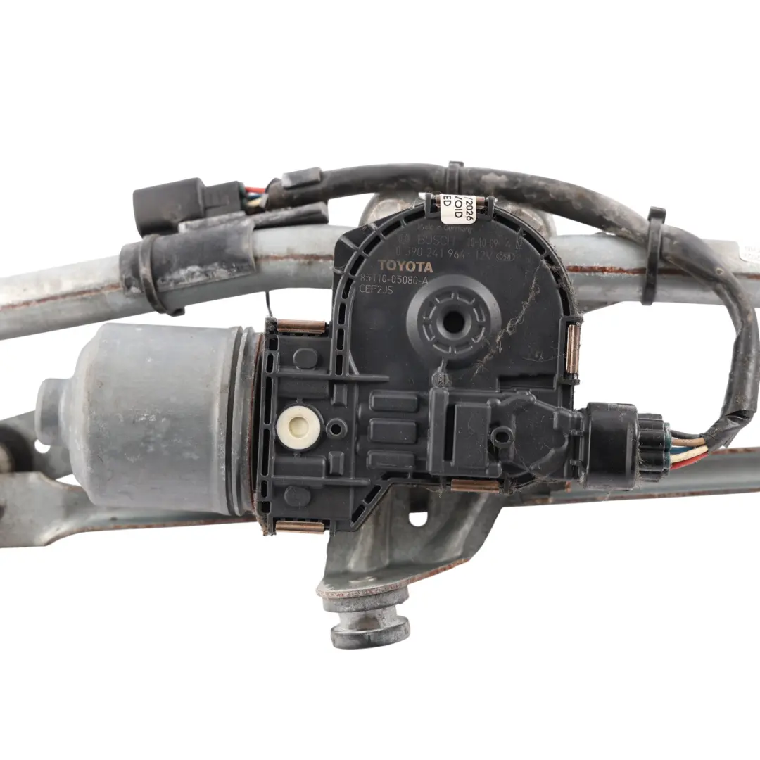 Mk3 T270 Front Wiper Motor Linkage Mechanism Actuator to Toyota Avensis with Part number 8501005090 Toyota Avensis Mk3 T270 Front Wiper Motor Linkage Mechanism Actuator - SKU RHD-8501005090 - Part number 8501005090