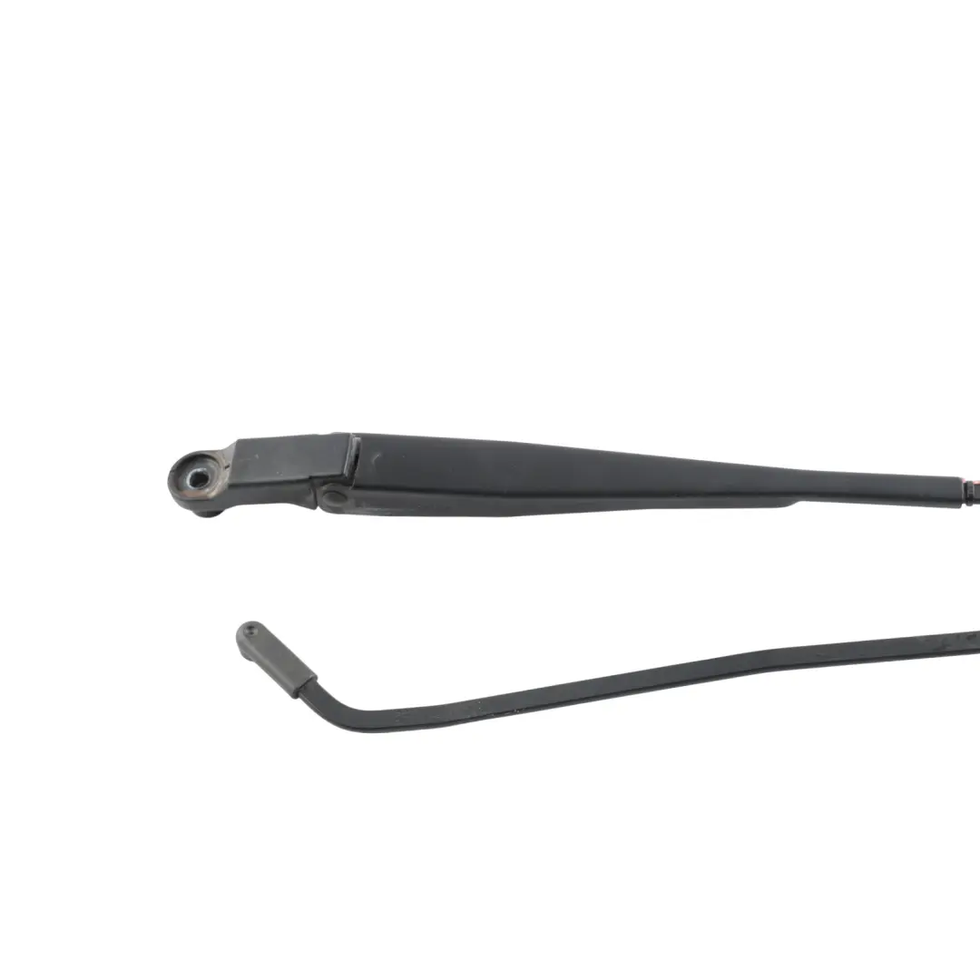 Mk1 Front Windscreen Washer Wiper Arm Mount to Toyota Aygo with Part number 852110H010 Toyota Aygo Mk1 Front Windscreen Washer Wiper Arm Mount - SKU RHD-852110H010 - Part number 852110H010
