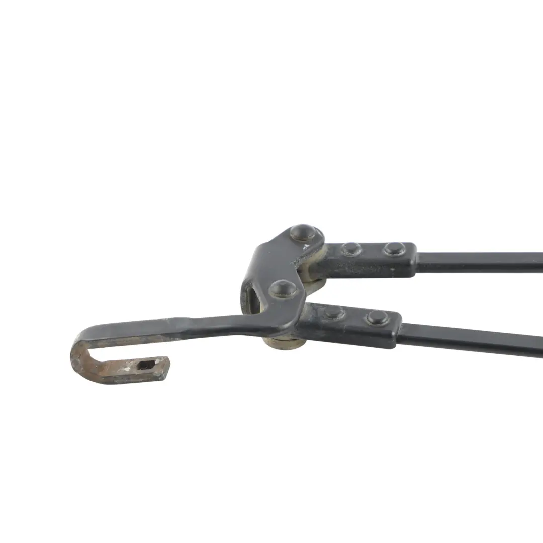Mk1 Front Windscreen Washer Wiper Arm Mount to Toyota Aygo with Part number 852110H010 Toyota Aygo Mk1 Front Windscreen Washer Wiper Arm Mount - SKU RHD-852110H010 - Part number 852110H010