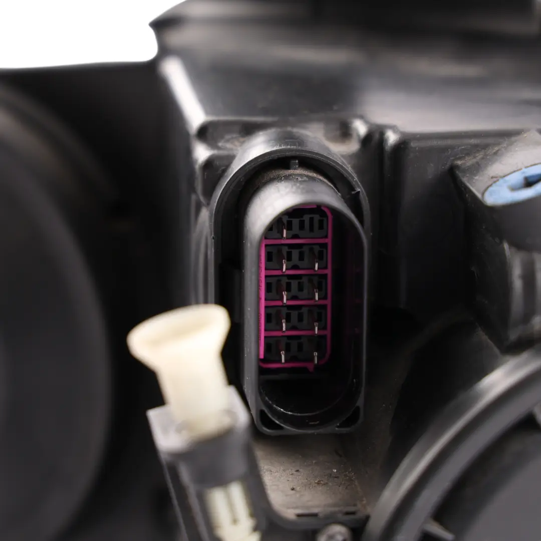 Audi A3 8P Front Lamp Headlight Halogen Right O/S - SKU RHD-8P0941004AK-3 - Part number 8P0941004AK