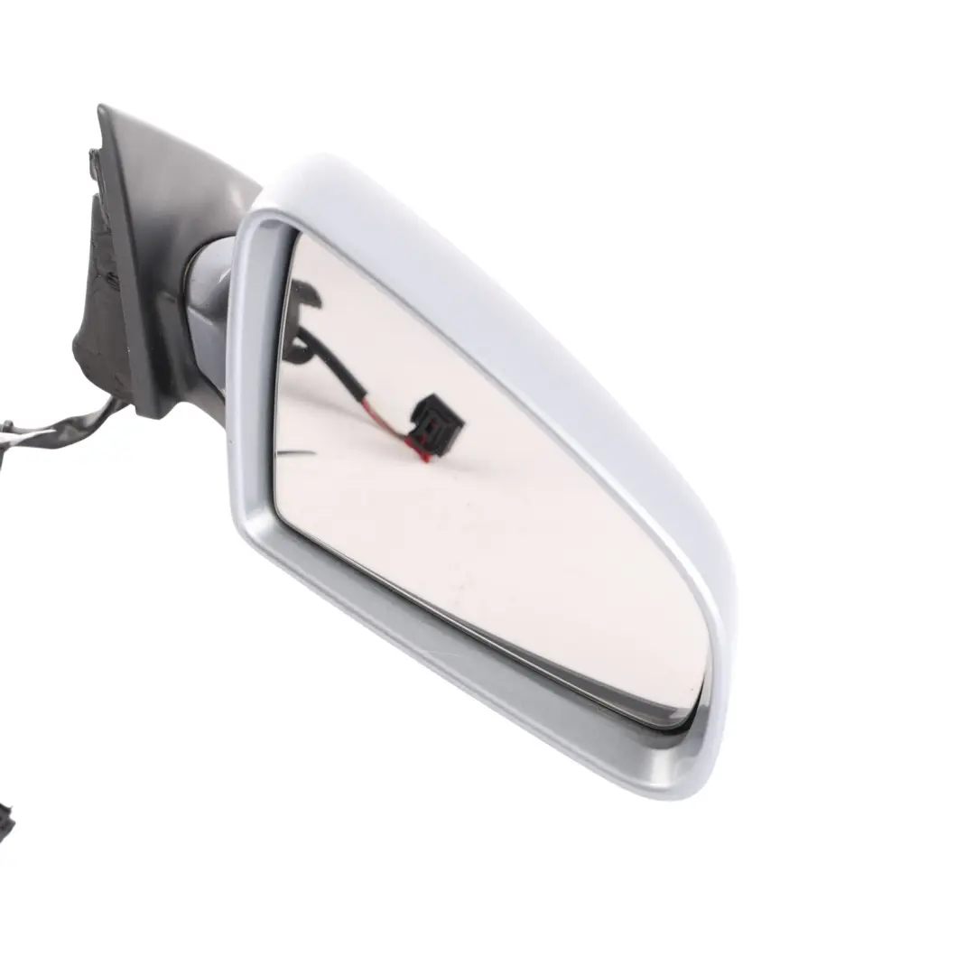 Wing Mirror Right O/S Avus Silver Pearl Effect - Y7J B to Audi A3 8P with Part number 8P2858532G Audi A3 8P Wing Mirror Right O/S Avus Silver Pearl Effect - Y7J B - SKU RHD-8P2858532G-AVS - Part number 8P2858532G