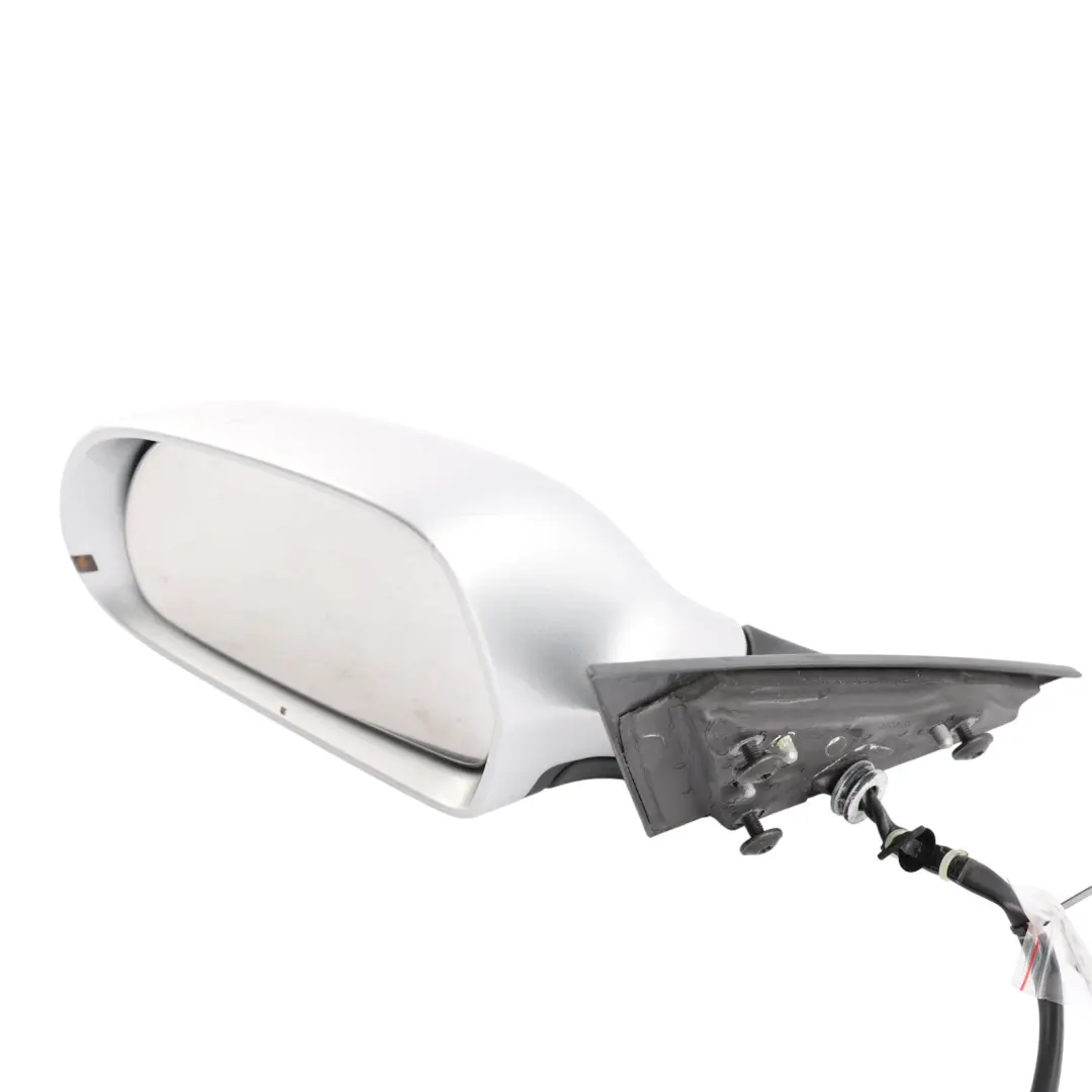 Wing Mirror Door Electric Left N/S Ice Silver Metallic X7W to Audi A3 8P with Part number 8P7858531E Audi A3 8P Wing Mirror Door Electric Left N/S Ice Silver Metallic X7W - SKU RHD-8P7858531E-ICS - Part number 8P7858531E